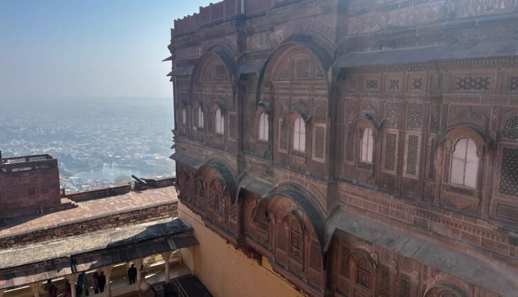 Rajasthan beckons travelers all year round. But, the winter season casts a magical spell and makes it the ideal time for exploration.