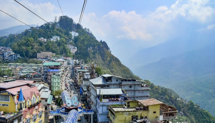 Image by Pralay Pal from Pixabay - Sikkim tourist entry fee